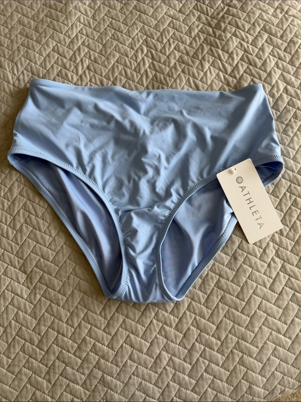 NWT Athleta Hampton High Waist Bikini Bottoms. Size Large.
